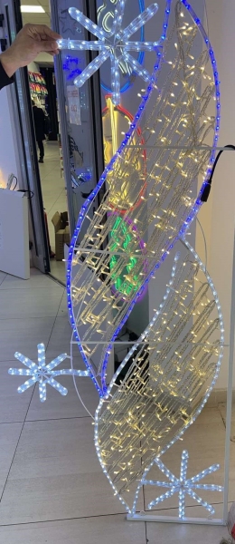 Орнамент със снежинки с флаш - малък